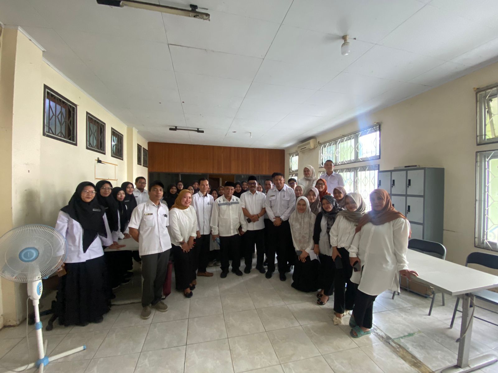 SPI mendampingi Rektor UIN STS Jambi ke Klinik dan Layanan Kesehatan